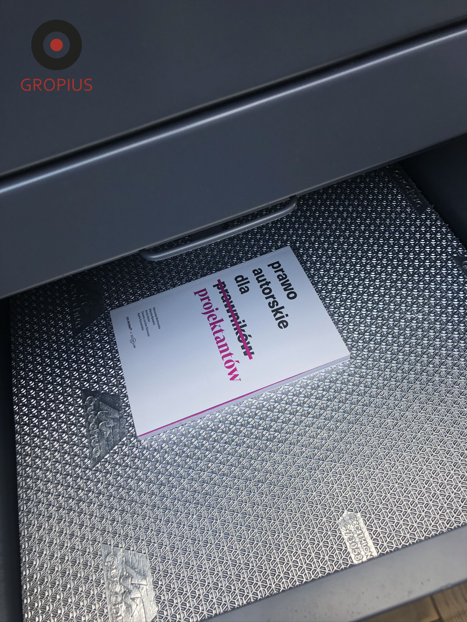 Gropius Trezor biblioteczny Trezor biblioteczny_wózek